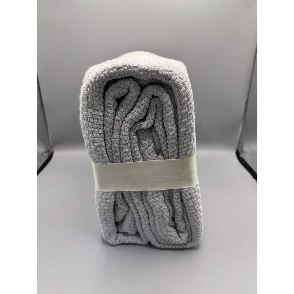 Sky Basket Weave Blanket Full/Queen 90inx90in NEW Light Grey